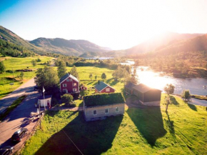Гостиница Flatheim  Viksdalen